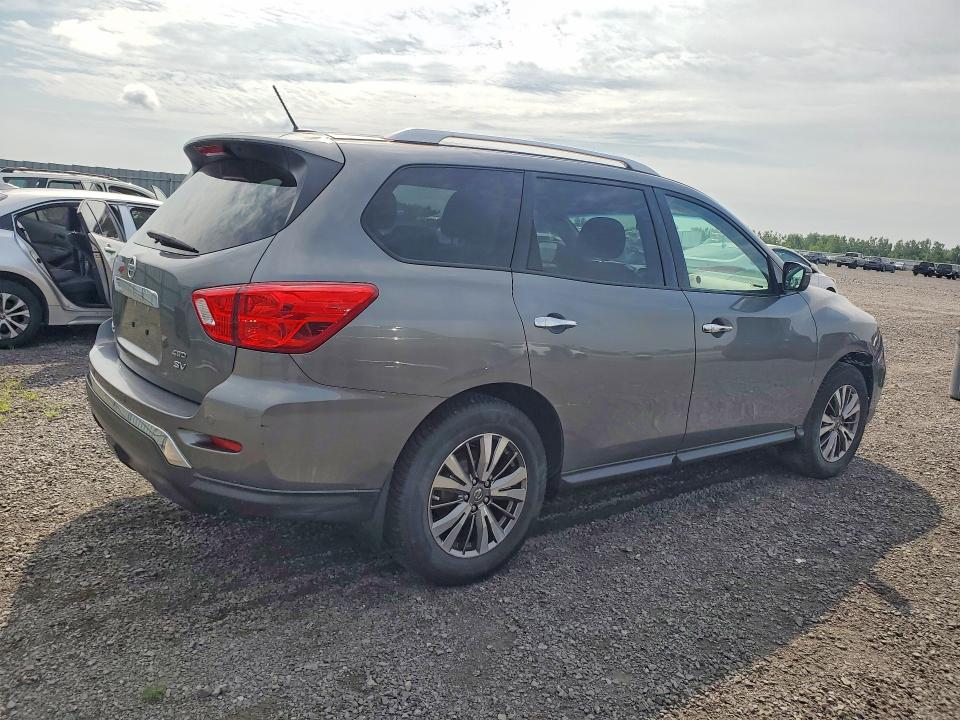 Photo 3 from auction – 2018 NISSAN PATHFINDER with VIN 5N1DR2MM2JC617752