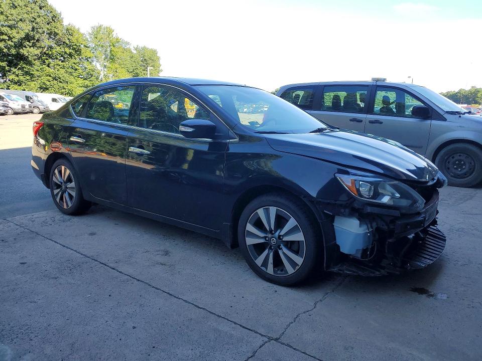 Photo 4 from auction – 2016 NISSAN SENTRA with VIN 3N1AB7AP1GY334513