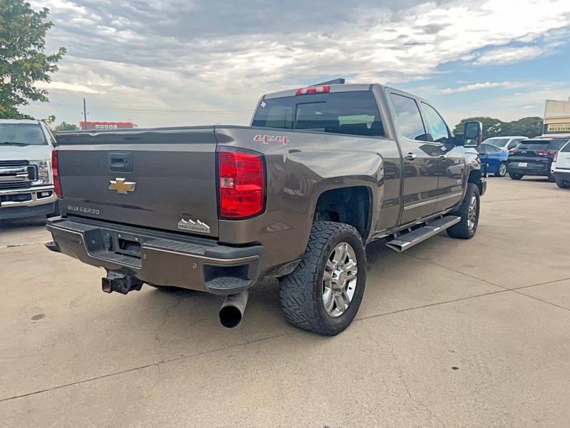 Photo 4 from auction – 2015 CHEVROLET SILVERADO with VIN 1GC1KXE88FF617187