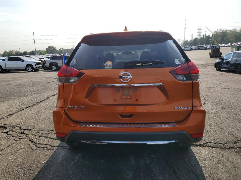 Photo 6 from auction – 2018 NISSAN ROGUE with VIN JN8AT2MVXJW328672