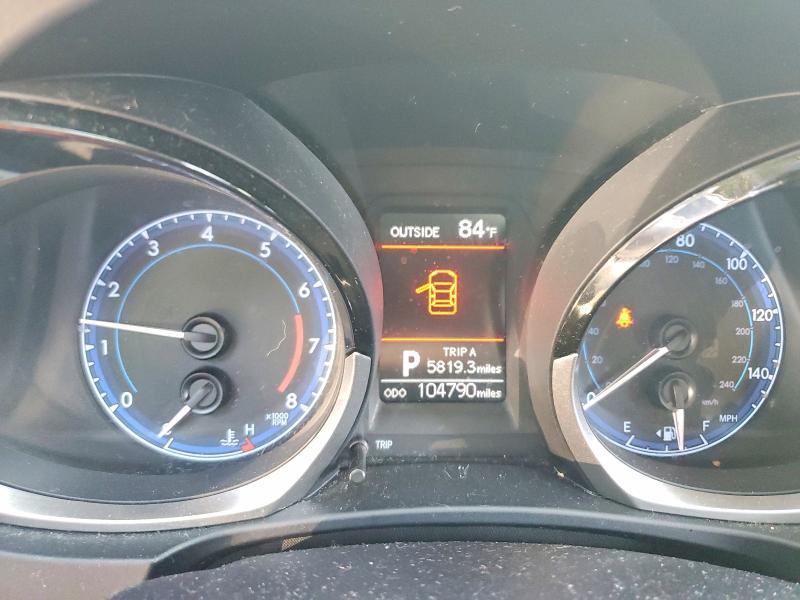 Photo 9 from auction – 2015 TOYOTA COROLLA with VIN 2T1BURHE3FC449513