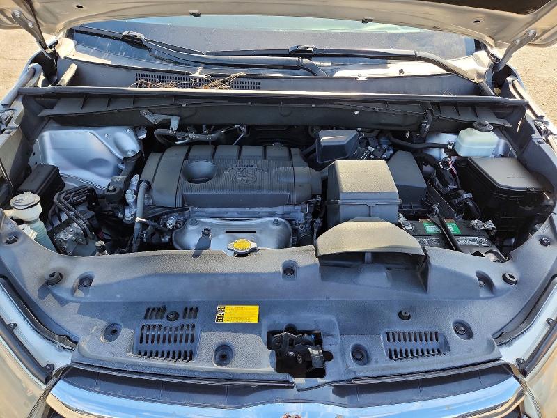 Photo 12 from auction – 2014 TOYOTA HIGHLANDER with VIN 5TDZARFH3ES004876