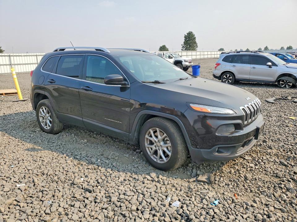 Photo 4 from auction – 2014 JEEP CHEROKEE with VIN 1C4PJMCB3EW303309
