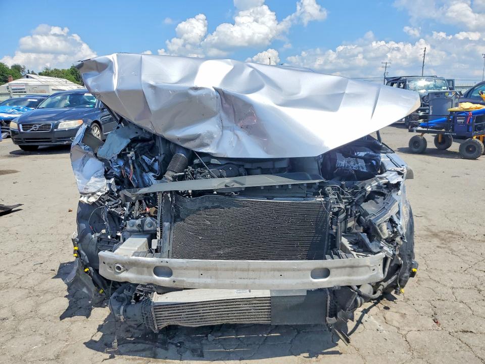 Photo 5 from auction – 2018 AUDI A4 with VIN WAUENAF43JA011039