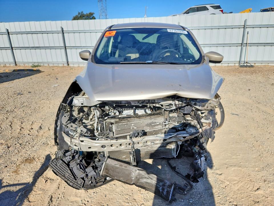 Foto 5 de la subasta – 2017 FORD ESCAPE con VIN 1FMCU0GD4HUB21916