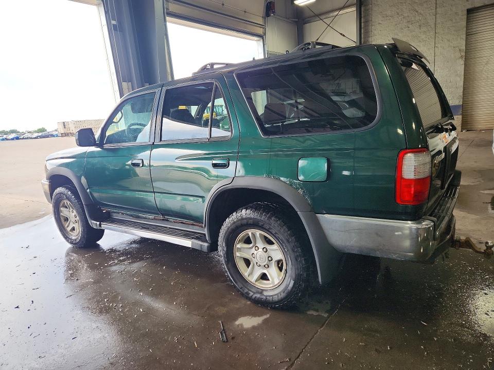 Photo 2 from auction – 1999 TOYOTA 4RUNNER with VIN JT3HN86R3X0243082