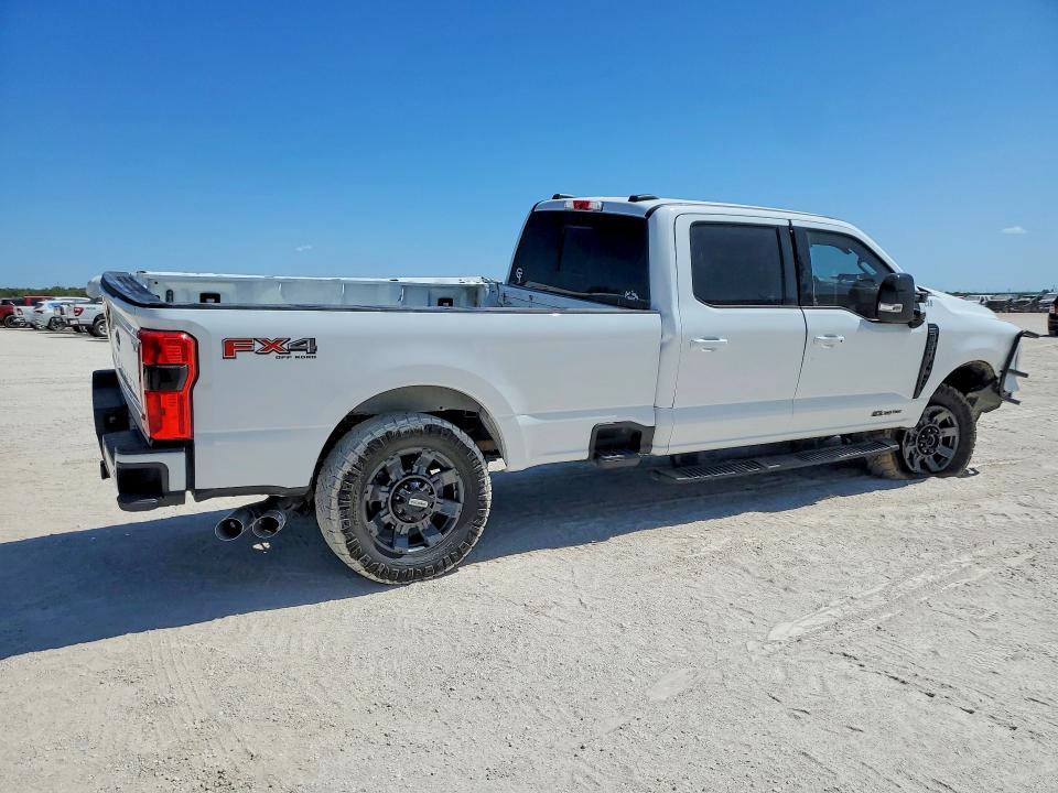Photo 3 from auction – 2024 FORD F350 with VIN 1FT8W3BT2RED02870