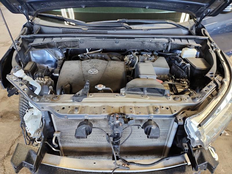 Photo 12 from auction – 2018 TOYOTA HIGHLANDER with VIN 5TDJZRFHXJS907753