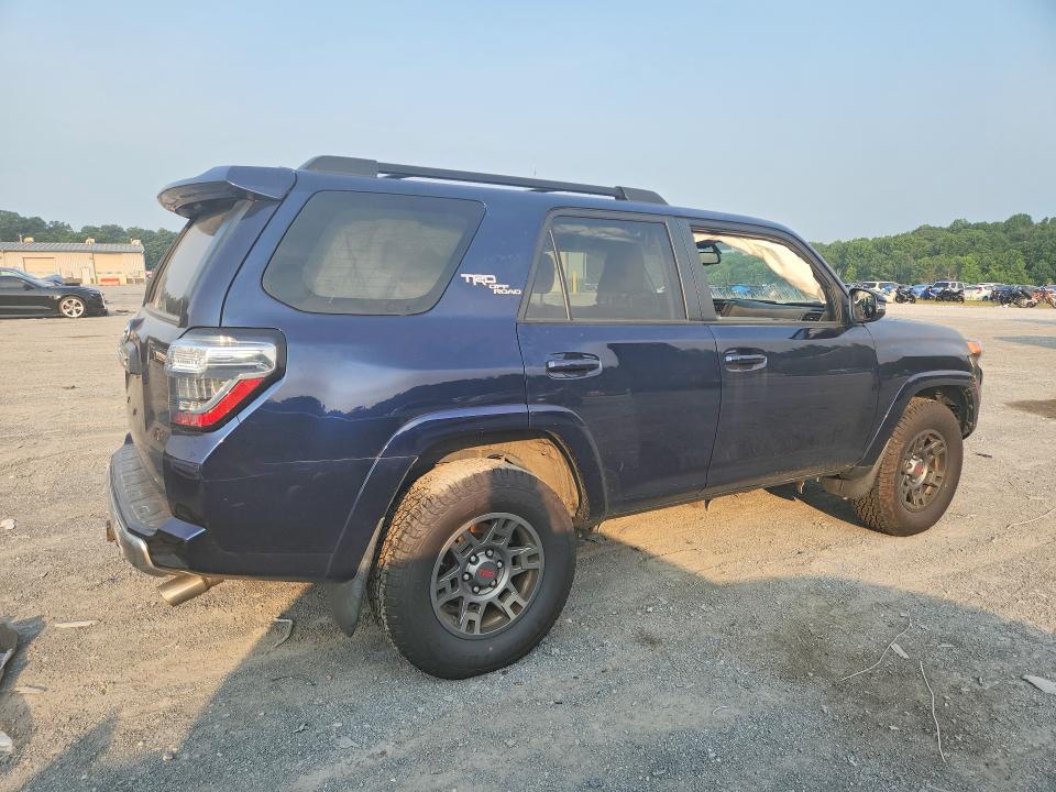 Photo 3 from auction – 2019 TOYOTA 4RUNNER with VIN JTEBU5JR8K5719506