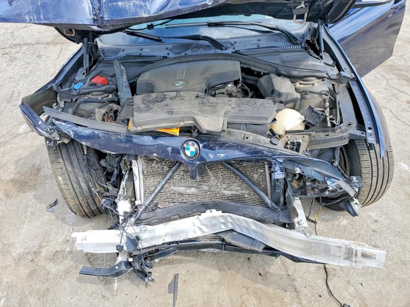 Photo 11 from auction – 2016 BMW 320 with VIN WBA8E5G59GNU21440