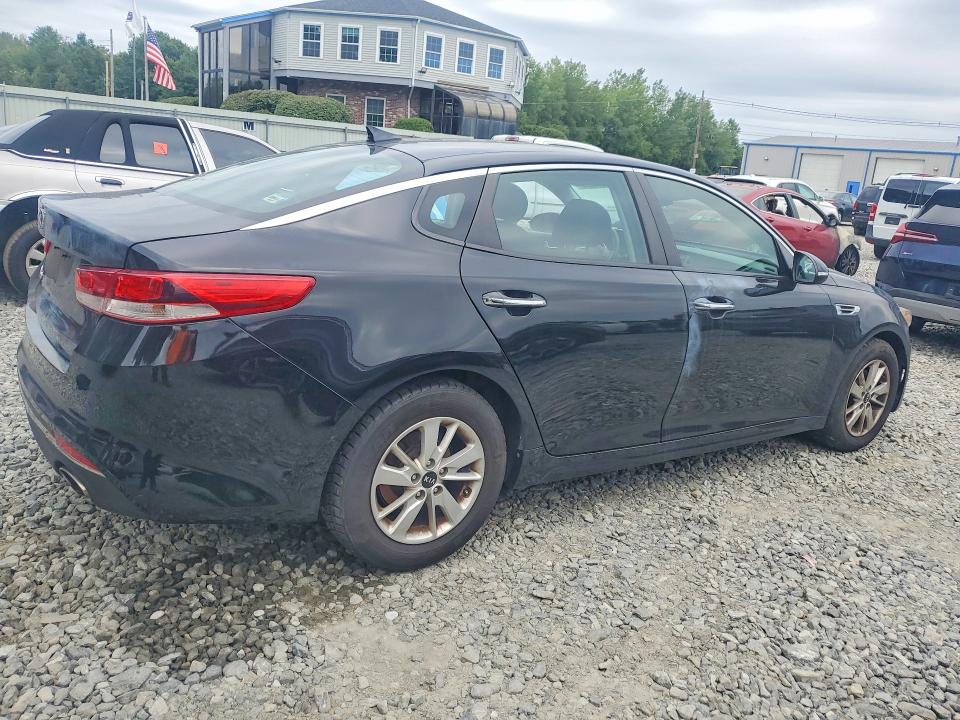 Photo 3 from auction – 2016 KIA OPTIMA with VIN 5XXGT4L36GG056486
