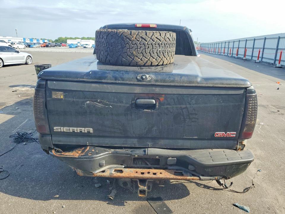 Foto 6 de la subasta – 2003 GMC SIERRA con VIN 2GTFK69U531163071