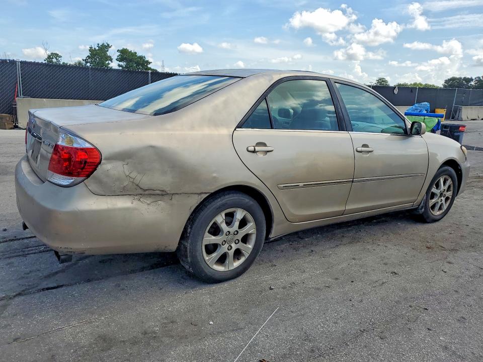Photo 3 from auction – 2005 TOYOTA CAMRY with VIN 4T1BE30KX5U993645