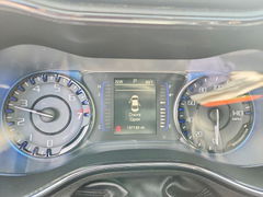 Photo 9 from auction – 2015 CHRYSLER 200 with VIN 1C3CCCBG6FN515102