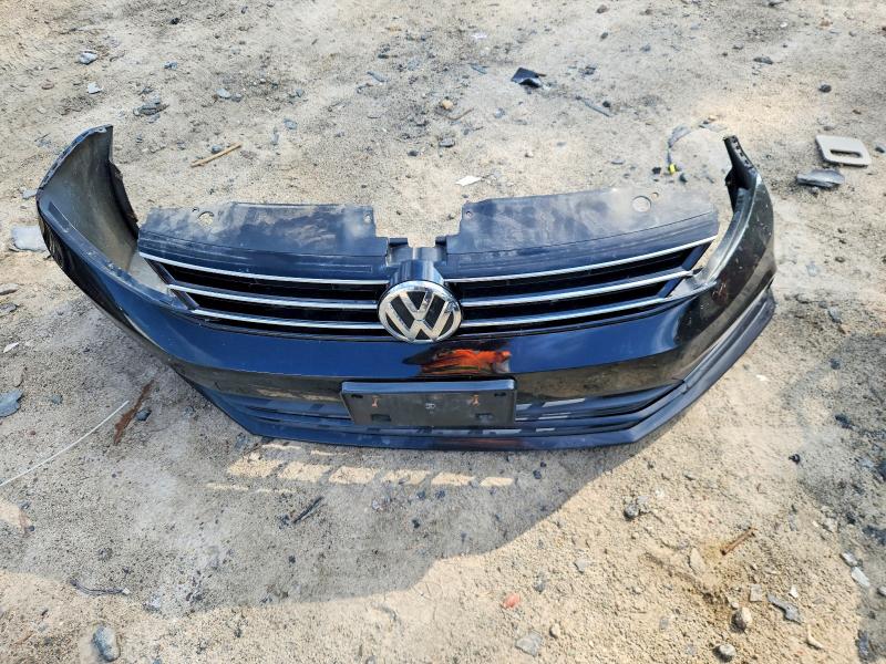 Photo 12 from auction – 2015 VOLKSWAGEN JETTA with VIN 3VW3A7AJXFM321301