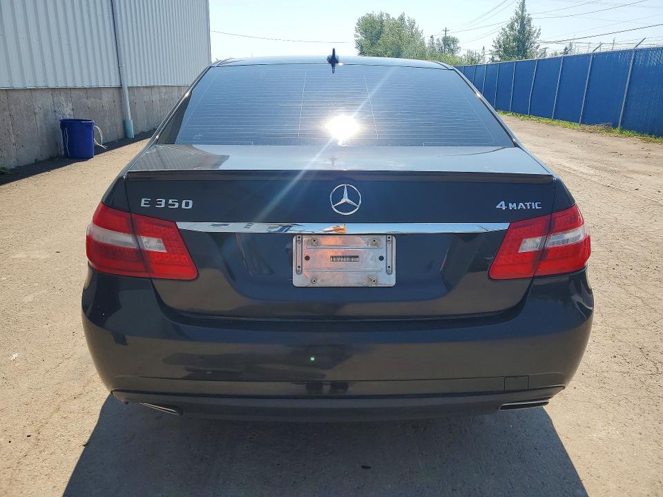 Photo 6 from auction – 2010 MERCEDES-BENZ E with VIN WDDHF8HB8AA138764