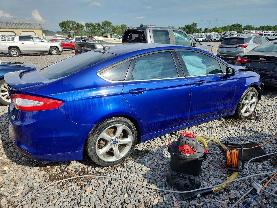 Photo 3 from auction – 2014 FORD FUSION with VIN 1FA6P0HD8E5364017