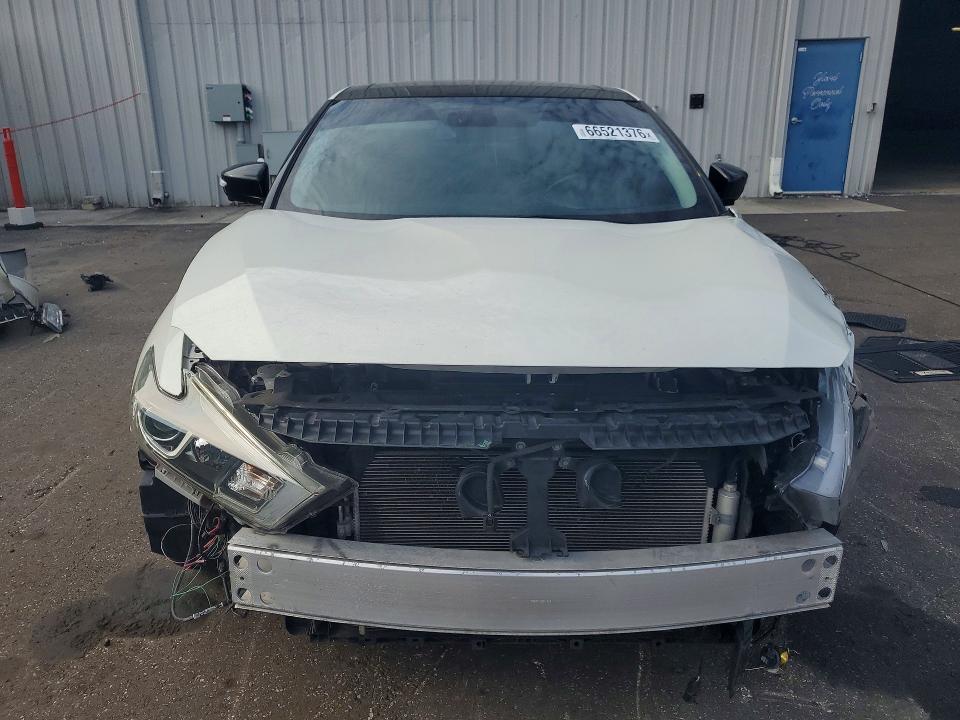 Photo 5 from auction – 2017 NISSAN MAXIMA with VIN 1N4AA6AP8HC420508