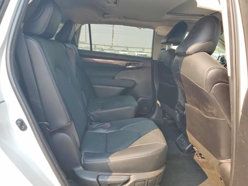 Photo 11 from auction – 2023 TOYOTA HIGHLANDER with VIN 5TDKDRBH6PS034696