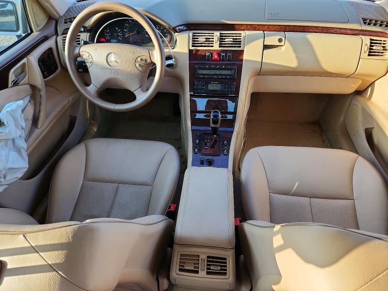Photo 8 from auction – 2001 MERCEDES-BENZ E with VIN WDBJF65J71B166267