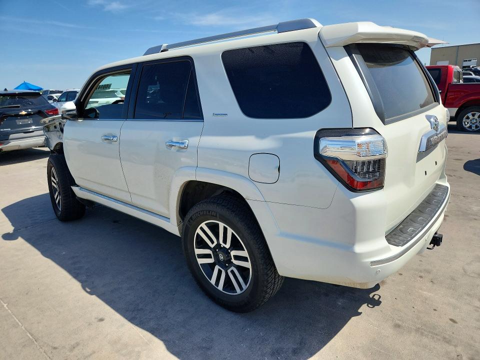 Photo 2 from auction – 2023 TOYOTA 4RUNNER with VIN JTEKU5JR1P6089829