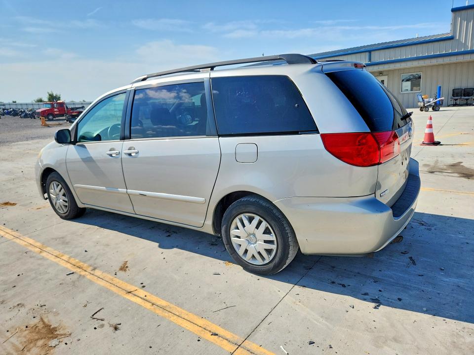 Photo 2 from auction – 2008 TOYOTA SIENNA with VIN 5TDZK23C38S164337