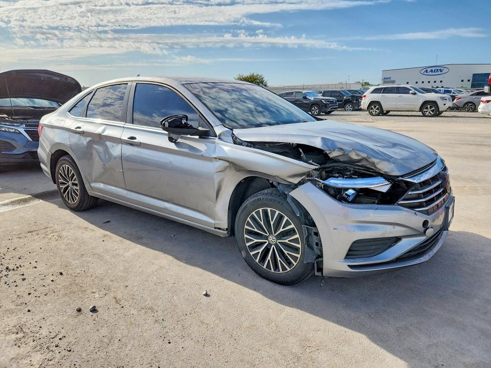 Снимка 4 от търг – 2019 VOLKSWAGEN JETTA с VIN 3VWC57BU5KM194495