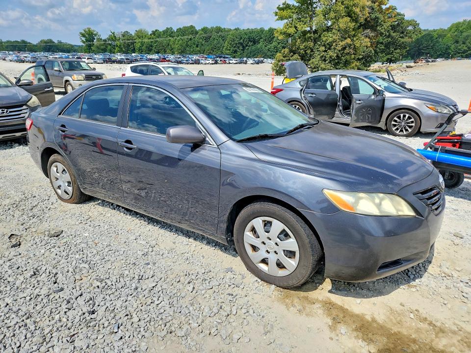 Photo 4 from auction – 2009 TOYOTA CAMRY with VIN 4T1BE46K99U270890