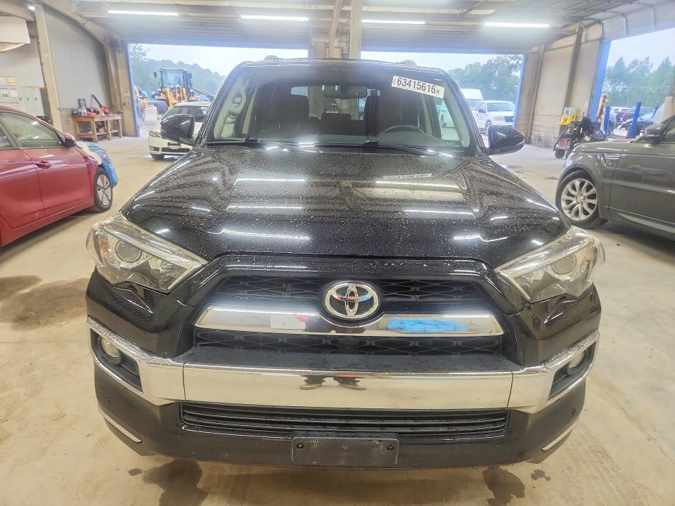 Photo 5 from auction – 2015 TOYOTA 4RUNNER with VIN JTEBU5JR2F5204300