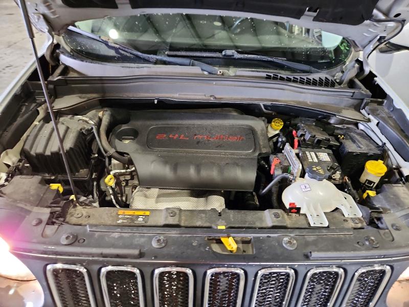 Photo 12 from auction – 2017 JEEP RENEGADE with VIN ZACCJABB9HPF06205