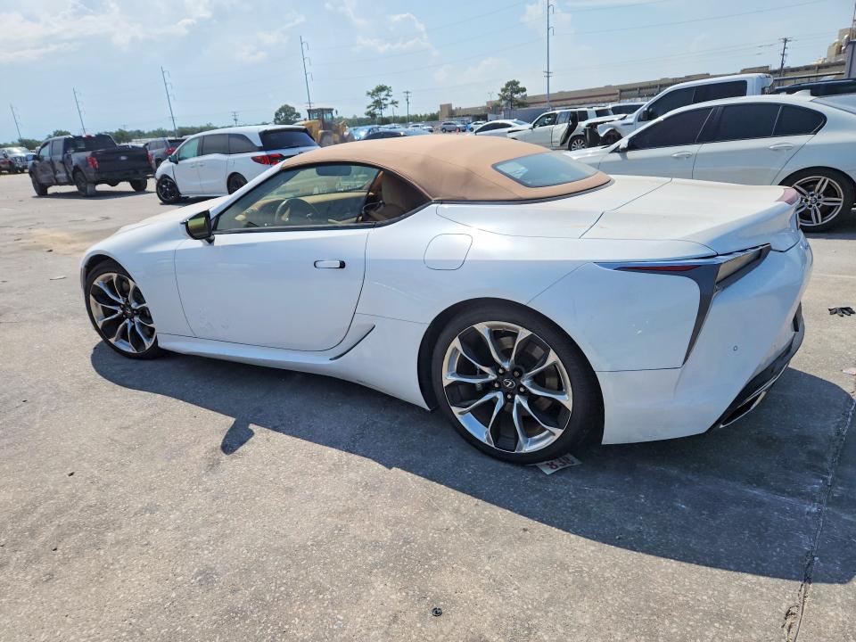 Photo 2 from auction – 2022 LEXUS LC with VIN JTHMPAAY0NA105452
