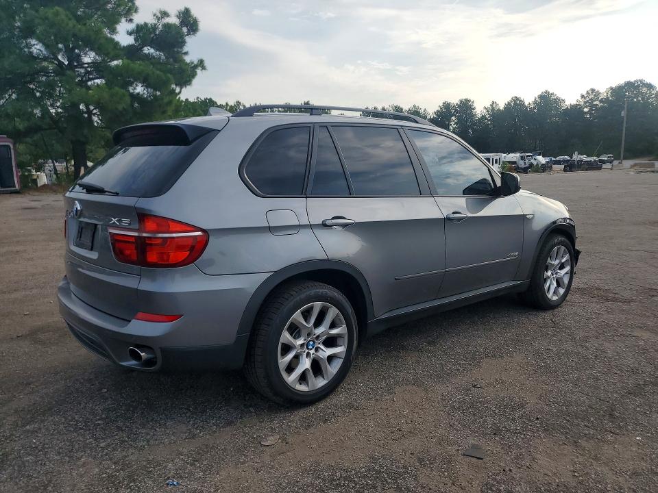 Photo 3 from auction – 2013 BMW X5 with VIN 5UXZV4C59D0B05408