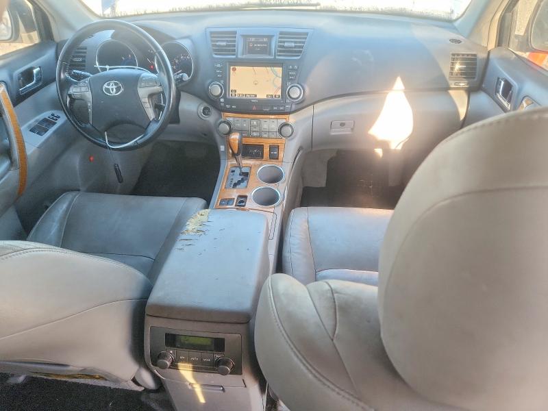 Photo 8 from auction – 2008 TOYOTA HIGHLANDER with VIN JTEEW44A882001987