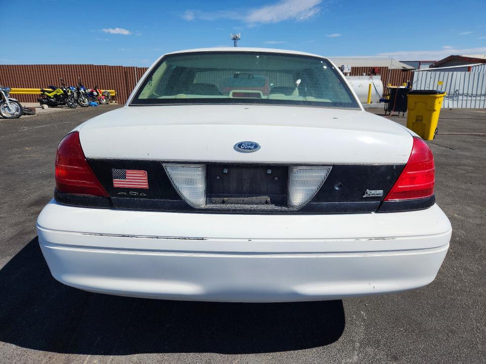 Photo 6 from auction – 2011 FORD CROWN VICTORIA with VIN 2FABP7BV5BX123101