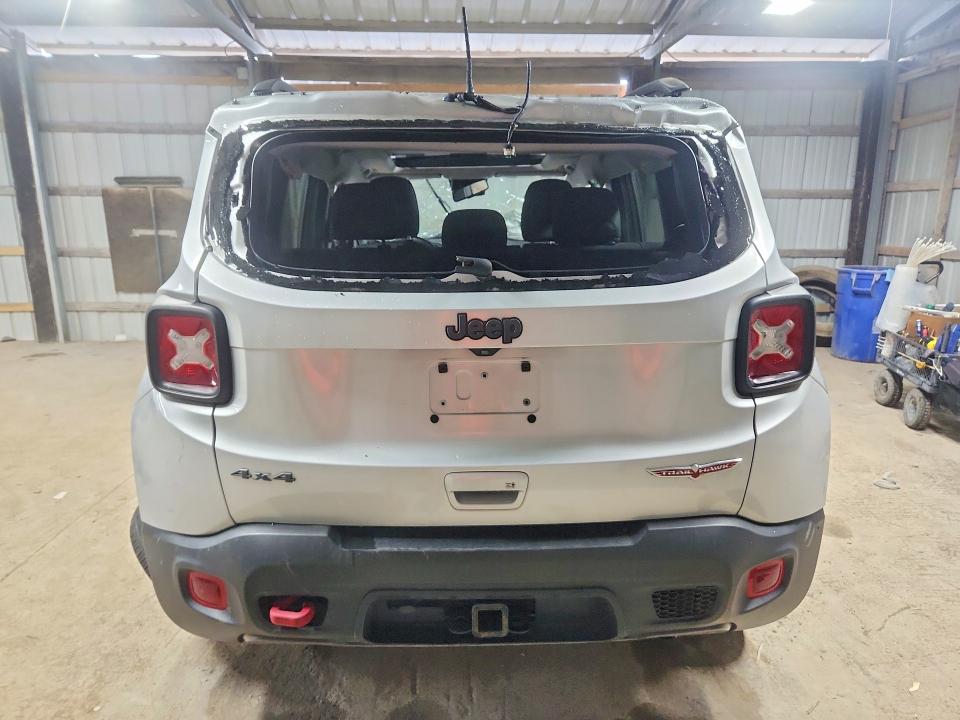 Photo 6 from auction – 2019 JEEP RENEGADE with VIN ZACNJBC17KPK00239