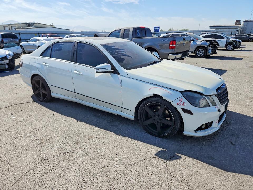 Photo 4 from auction – 2010 MERCEDES-BENZ E with VIN WDDHF5GB6AA216572