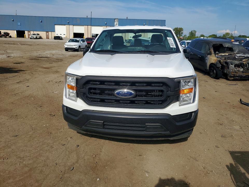 Photo 5 from auction – 2022 FORD F 150 with VIN 1FTMF1CB5NKD00583