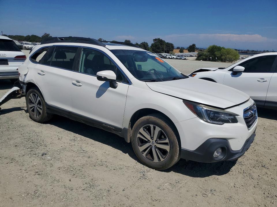 Photo 4 from auction – 2018 SUBARU OUTBACK with VIN 4S4BSANC9J3258850