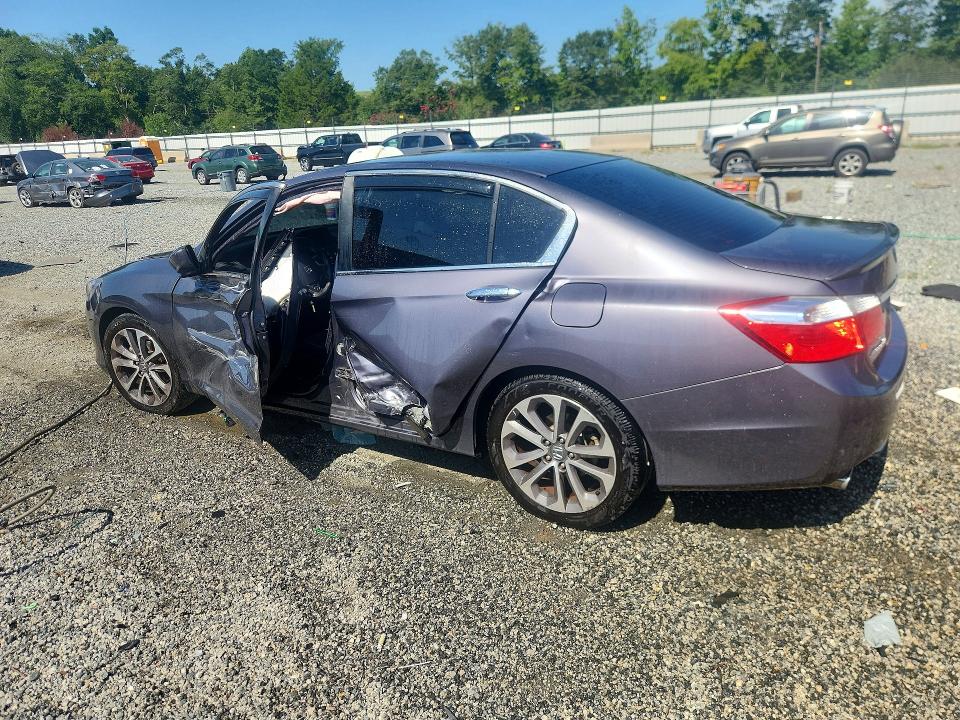 Photo 2 from auction – 2015 HONDA ACCORD with VIN 1HGCR2F53FA111096