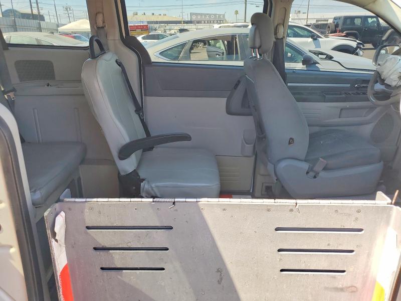 Photo 10 from auction – 2010 DODGE GRAND CARAVAN with VIN 2D4RN4DE8AR282548