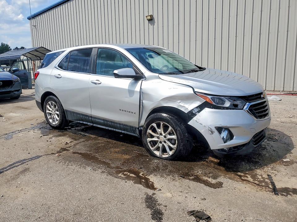Photo 4 from auction – 2021 CHEVROLET EQUINOX with VIN 3GNAXUEVXMS129462