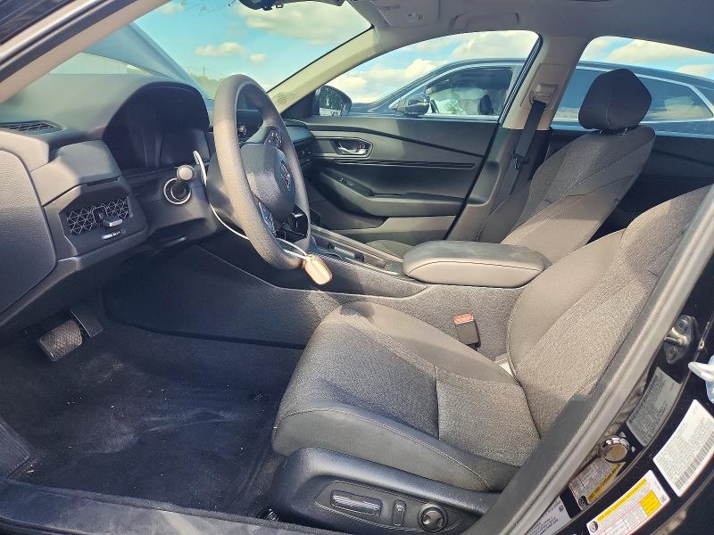 Снимка 7 от търг – 2025 HONDA ACCORD с VIN 1HGCY1F43SA077207