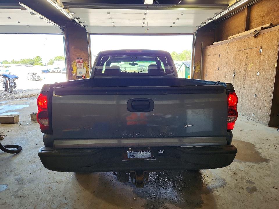 Photo 6 from auction – 2006 CHEVROLET SILVERADO with VIN 2GCEK19B661127536