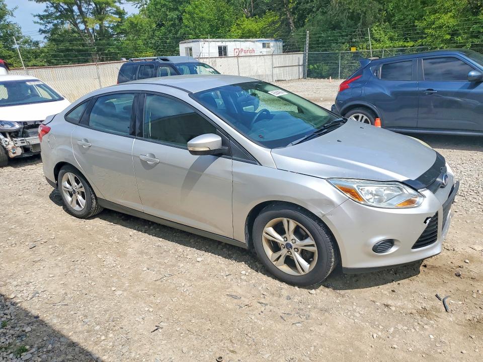 Photo 4 from auction – 2014 FORD FOCUS with VIN 1FADP3F25EL202335