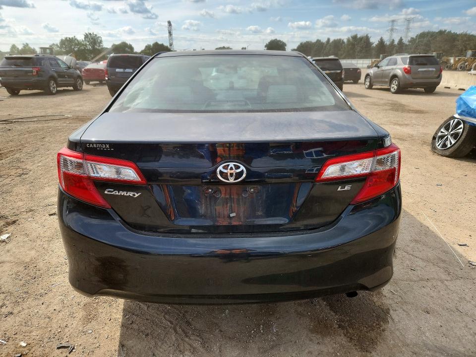 Снимка 6 от търг – 2014 TOYOTA CAMRY с VIN 4T4BF1FK2ER361124