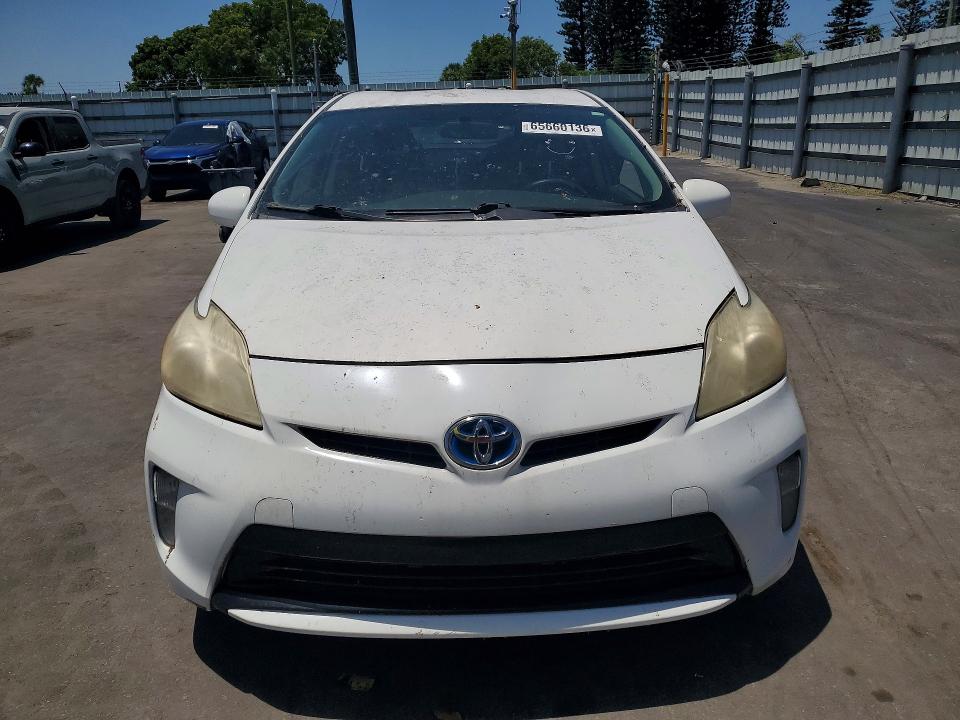 Photo 5 from auction – 2013 TOYOTA PRIUS with VIN JTDKN3DU0D1638998