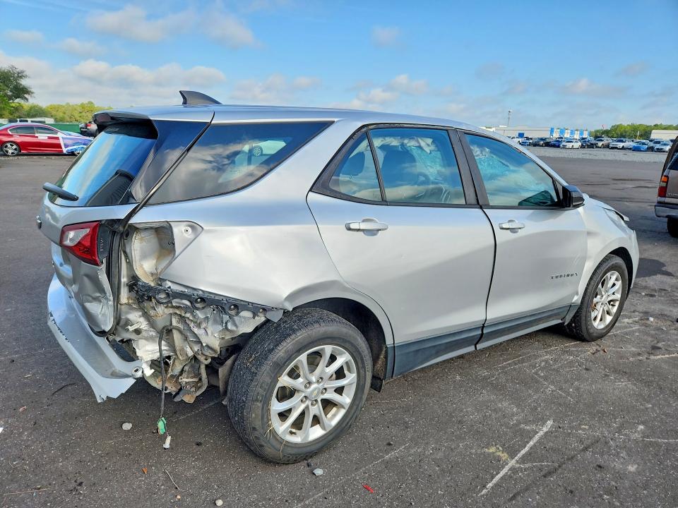 Photo 3 from auction – 2020 CHEVROLET EQUINOX with VIN 3GNAXHEV5LS512523