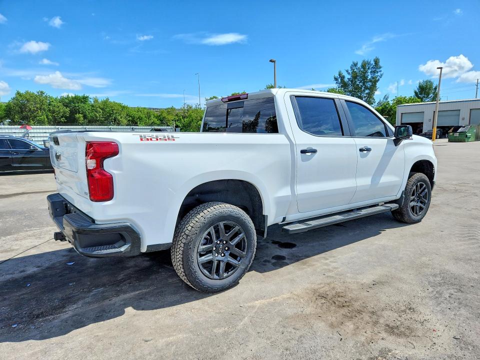 Photo 3 from auction – 2026 CHEVROLET SILVERADO with VIN 3GCUKFED4TG303471