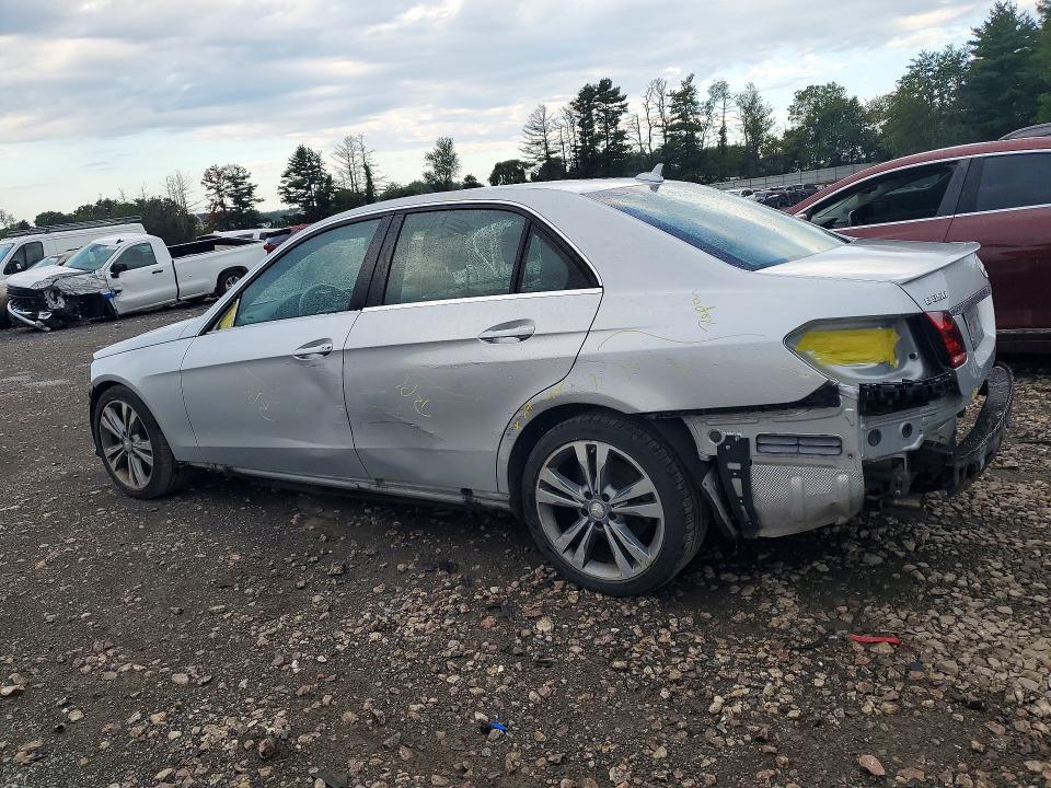 Photo 2 from auction – 2015 MERCEDES-BENZ E with VIN WDDHF5KB5FB118352