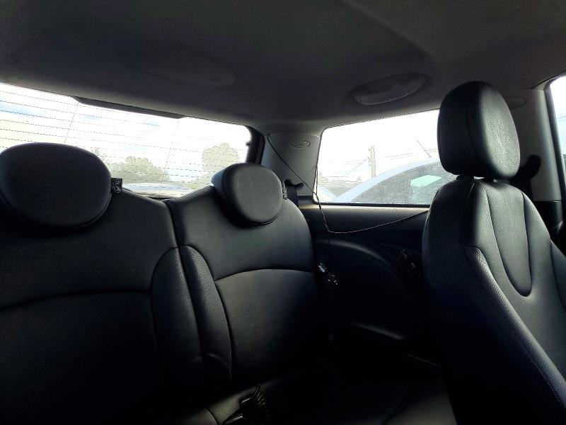 Photo 11 from auction – 2007 MINI COOPER with VIN WMWMF33577TU62876